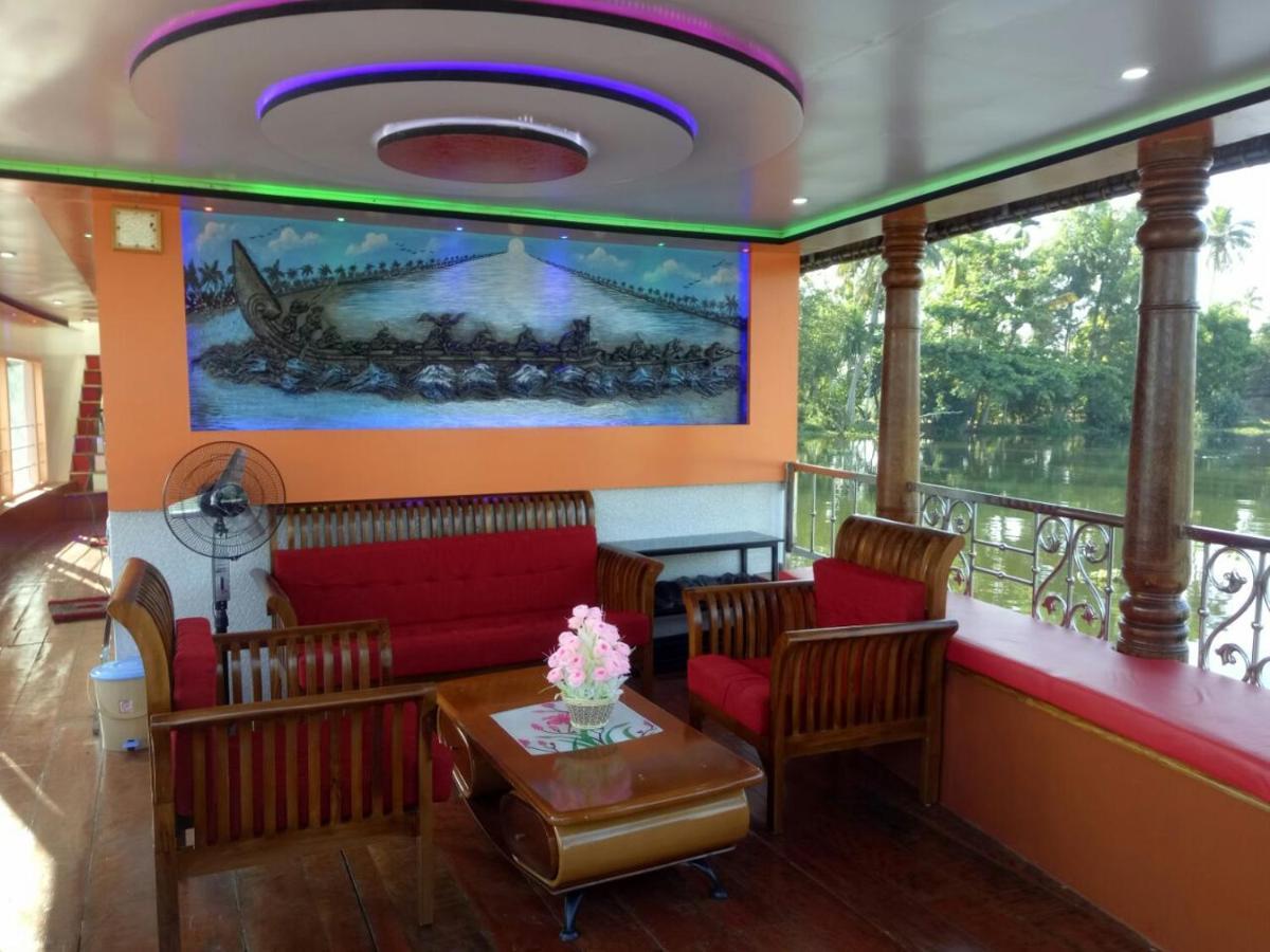 فندق Marari Houseboat ماراريكولام المظهر الخارجي الصورة