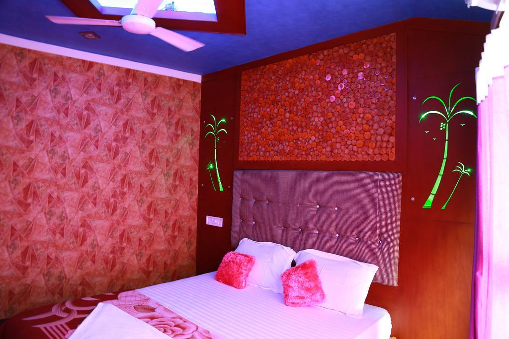 فندق Marari Houseboat ماراريكولام الغرفة الصورة